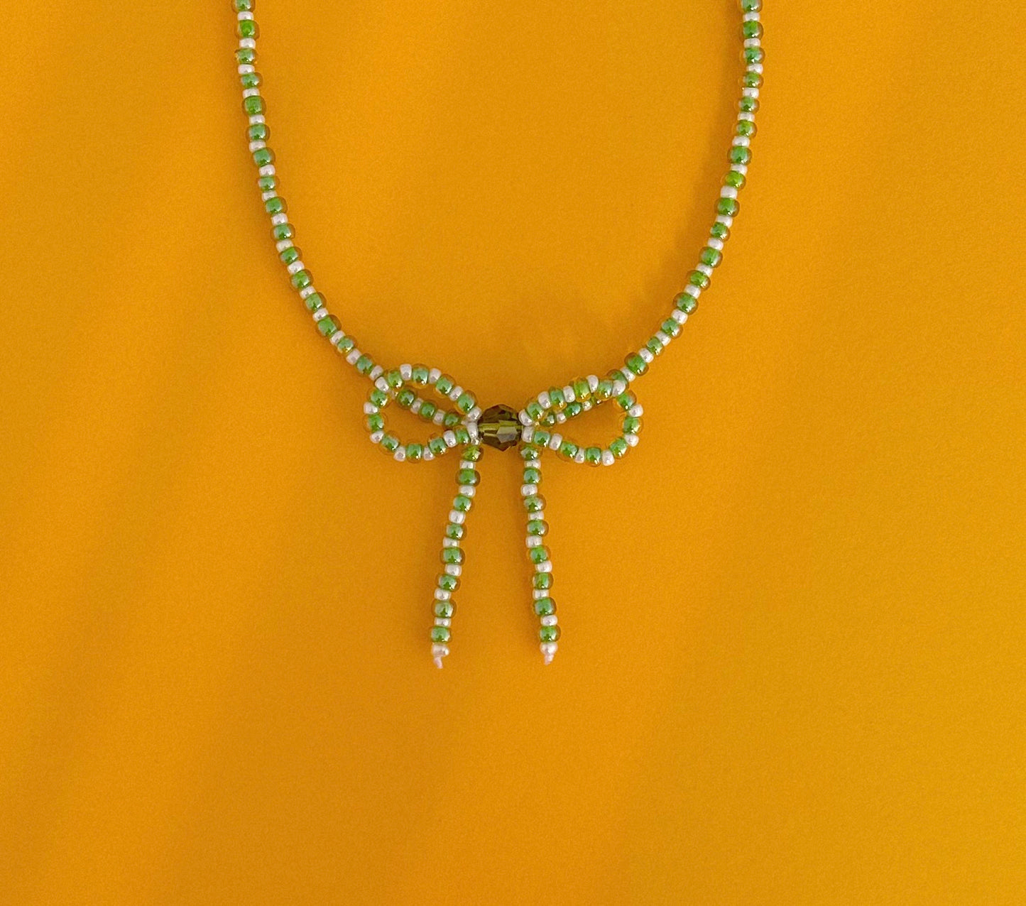 Collar lazo verde