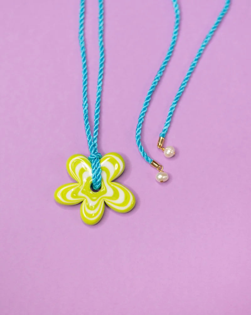 Collar Flor Pistacho (Grande)